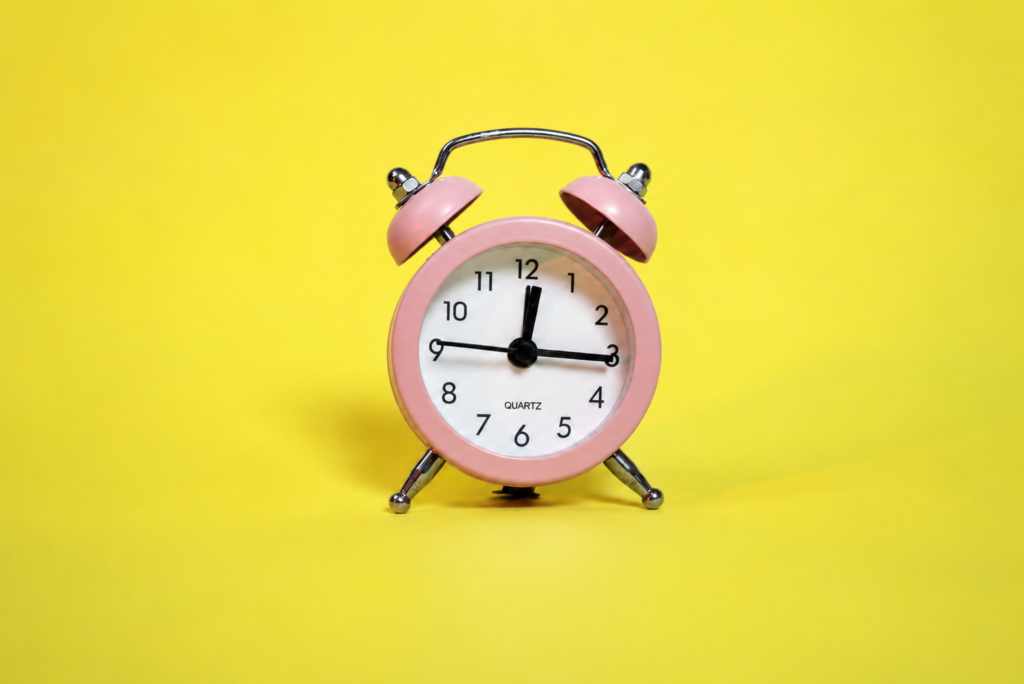 Aurmio Roselle Clock